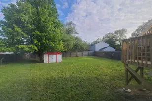 4 E Walnut St, Central Islip, NY 11722 - Photo 11