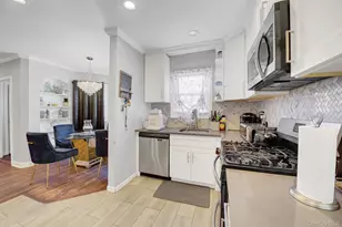 12 Dale Ave, Hempstead, NY 11550 - Photo 9