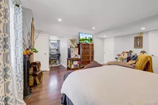 12 Dale Ave, Hempstead, NY 11550 - Photo 19