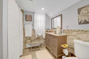 12 Dale Ave, Hempstead, NY 11550 - Photo 21