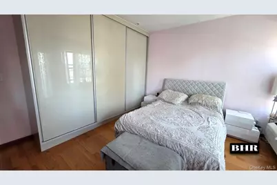 134 W End Avenue #4A, Brooklyn, NY 11235 - Photo 9