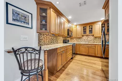 1153 Savoy Drive, Melville, NY 11747 - Photo 9