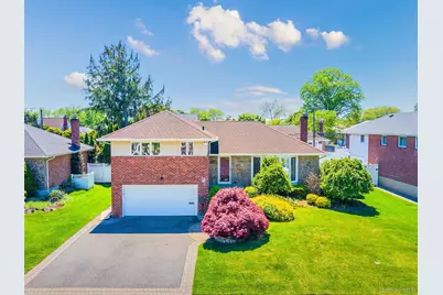 15 Hillvale Road, Syosset, NY 11791 - Photo 1