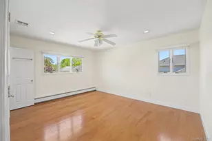 15 Hillvale Rd, Syosset, NY 11791 - Photo 9