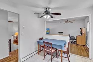 86 Paris Ct, West Islip, NY 11795 - Photo 15