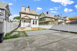 86-16 120th St, Richmond Hill, NY 11418 - Photo 35