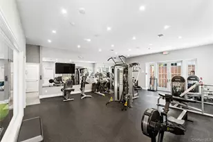 1001 Mill Creek N, Roslyn, NY 11576 - Photo 27