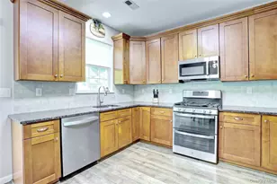 131 Meadow Ln, Nanuet, NY 10954 - Photo 9