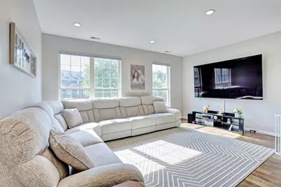 131 Meadow Lane, Nanuet, NY 10954 - Photo 5
