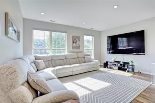 131 Meadow Ln, Nanuet, NY 10954 - Photo 5