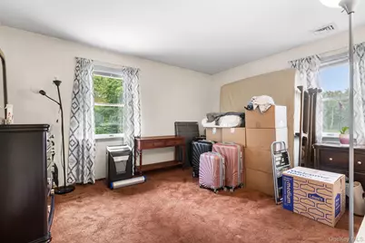 11 Sharon Drive, Highland, NY 12528 - Photo 9