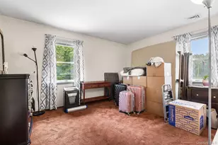 11 Sharon Dr, Highland, NY 12528 - Photo 9