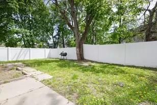 106 Winnikee Ave, Poughkeepsie, NY 12601 - Photo 17