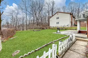 4 Cedar Ln, Suffern, NY 10901 - Photo 3