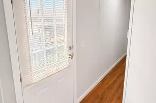 37 Hubbard Ave, Riverhead, NY 11901 - Photo 11