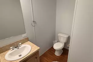 37 Hubbard Ave, Riverhead, NY 11901 - Photo 5