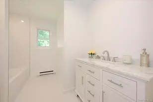 41-43 Evert St, Huntington Station, NY 11746 - Photo 25