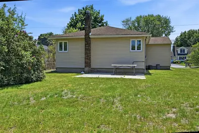 98 Evergreen Avenue, Bethpage, NY 11714 - Photo 27