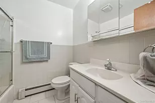 98 Evergreen Ave, Bethpage, NY 11714 - Photo 23