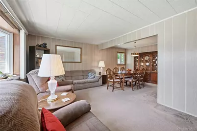 98 Evergreen Avenue, Bethpage, NY 11714 - Photo 7
