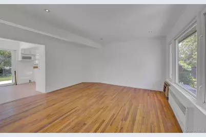 771 Maple Place, West Hempstead, NY 11552 - Photo 3