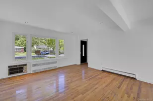 771 Maple Pl, West Hempstead, NY 11552 - Photo 5
