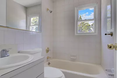 771 Maple Place, West Hempstead, NY 11552 - Photo 15