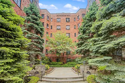45 Pondfield Road #LL2, Bronxville, NY 10708 - Photo 3