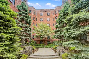 45 Pondfield Rd, Bronxville, NY 10708 - Photo 3
