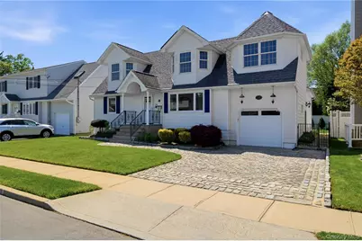 228 Atlantic Avenue, Massapequa Park, NY 11762 - Photo 3