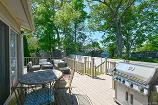 548 Stratford Rd, West Hempstead, NY 11550 - Photo 31