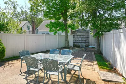548 Stratford Road, West Hempstead, NY 11550 - Photo 35