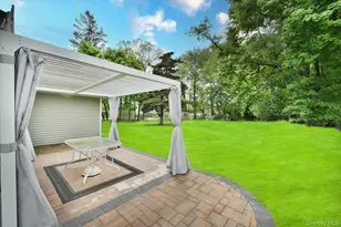 1056 Ocean Ave, Bay Shore, NY 11706 - Photo 21