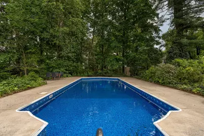322 Albany Avenue, Kingston, NY 12401 - Photo 29
