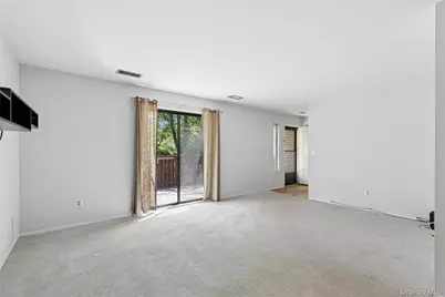 132 Birchwood Road #132, Coram, NY 11727 - Photo 9