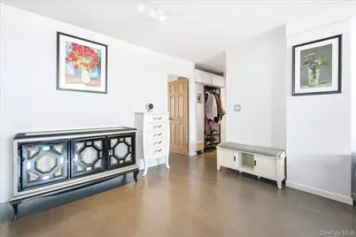 70-25 Yellowstone Boulevard #24N, Forest Hills, NY 11375 - Photo 9