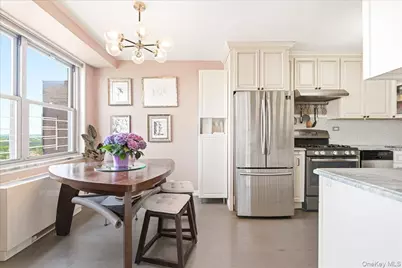 70-25 Yellowstone Boulevard #24N, Forest Hills, NY 11375 - Photo 17