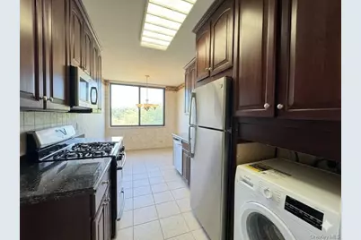 269-10 Grand Central Parkway #4O, Floral Park, NY 11005 - Photo 11