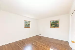 986 Karshick St, Bohemia, NY 11716 - Photo 11