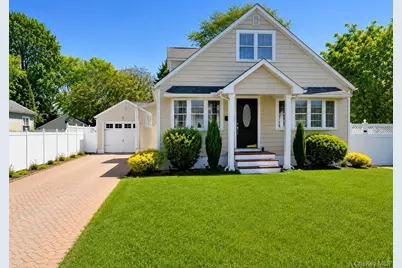 305 Arnold Avenue, West Babylon, NY 11704 - Photo 1
