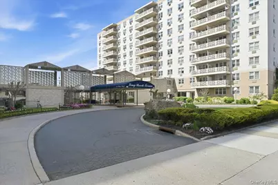 430 Shore Road #4G, Long Beach, NY 11561 - Photo 1
