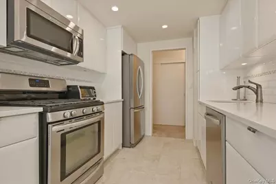 430 Shore Road #4G, Long Beach, NY 11561 - Photo 13
