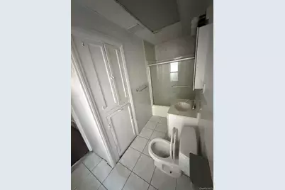 9514 101st Avenue, Ozone Park, NY 11416 - Photo 21