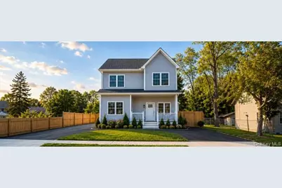 321 Union Avenue, Riverhead, NY 11901 - Photo 1