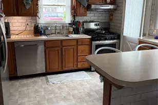 19 Estates Ln, Shoreham, NY 11786 - Photo 9