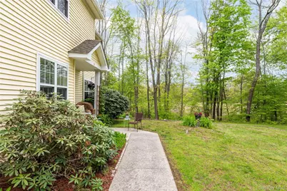 129 Stringham Road #31, Lagrangeville, NY 12540 - Photo 3