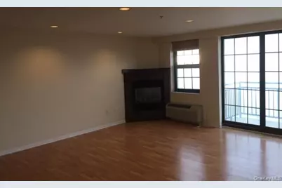 26 W Broadway #303, Long Beach, NY 11561 - Photo 3