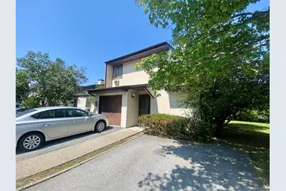 7 Harcourt Mews, Middletown, NY 10940 - Photo 1