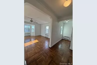 733 E Walnut Street #Upper, Long Beach, NY 11561 - Photo 5