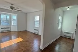 733 E Walnut St, Long Beach, NY 11561 - Photo 5